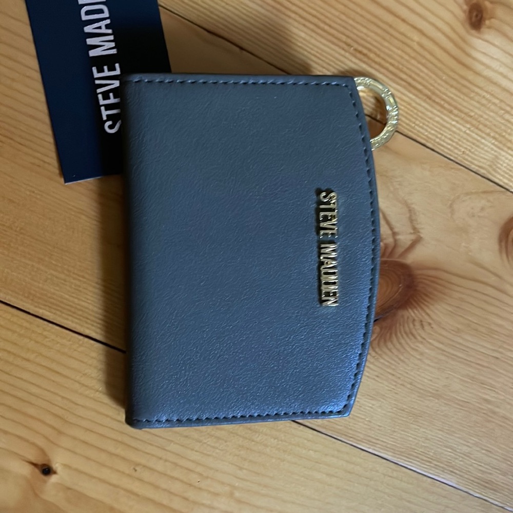 Steve Madden small wallet